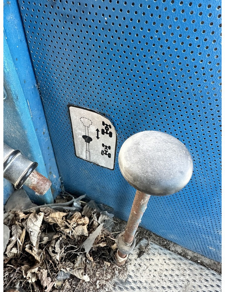 Traktor Ford 8700: slika 8 Traktor Ford 8700: slika 8