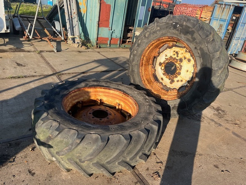 Kleber 460.85 R38 - Guma: slika 1 Kleber 460.85 R38 - Guma: slika 1
