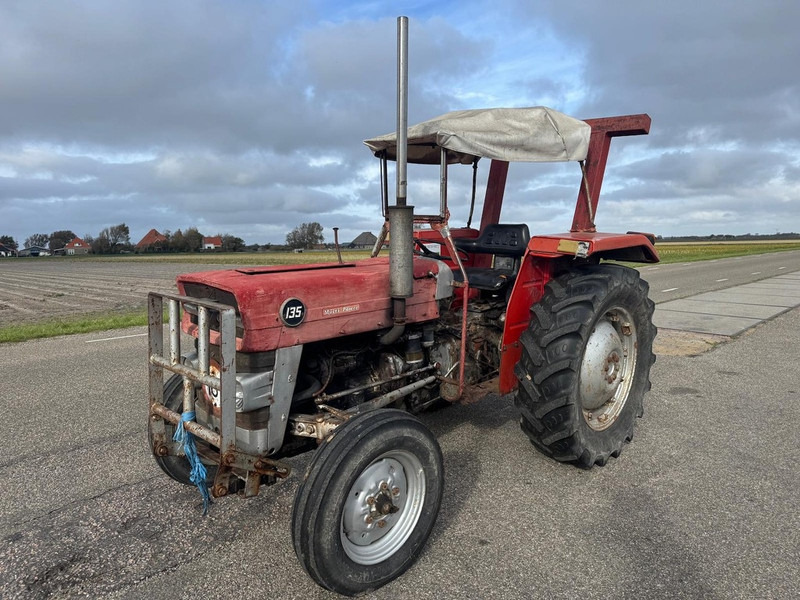 Massey Ferguson 135 - Traktor: slika 1 Massey Ferguson 135 - Traktor: slika 1