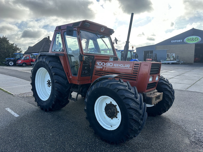 New Holland 100-90 DT - Traktor: slika 4 New Holland 100-90 DT - Traktor: slika 4