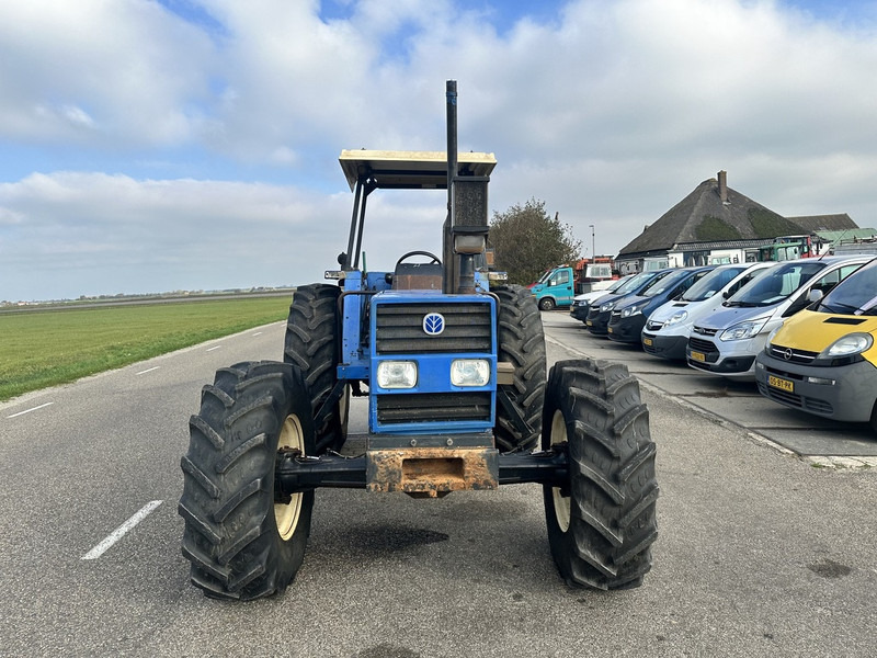 New Holland 110-90 DT - Traktor: slika 2 New Holland 110-90 DT - Traktor: slika 2
