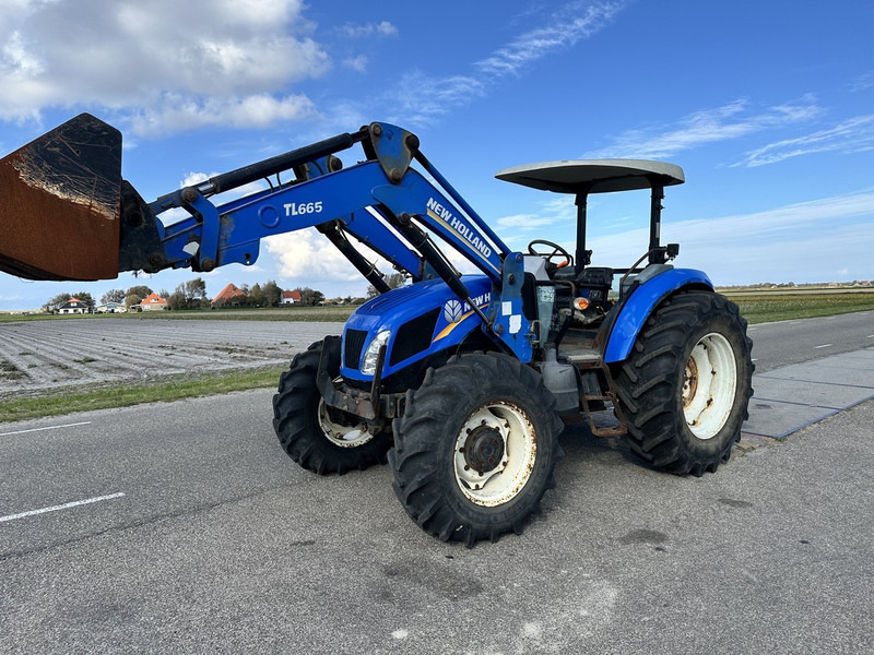 New Holland TD5.100 - Traktor: slika 1 New Holland TD5.100 - Traktor: slika 1