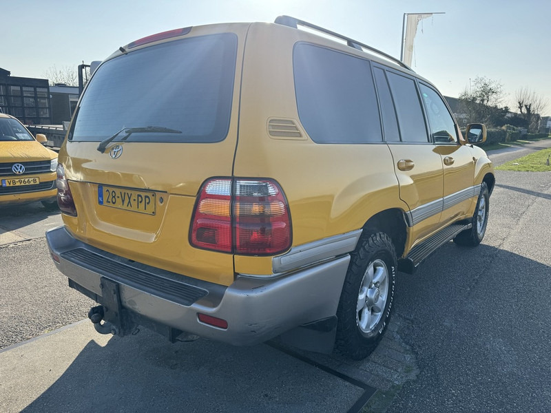 SUV Toyota Land Cruiser: slika 11