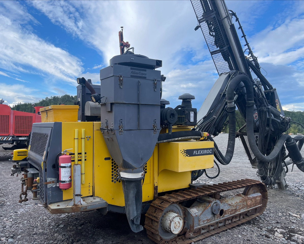 Atlas Copco FlexiROC T30R-01 - Mašina za usmereno bušenje: slika 3 Atlas Copco FlexiROC T30R-01 - Mašina za usmereno bušenje: slika 3