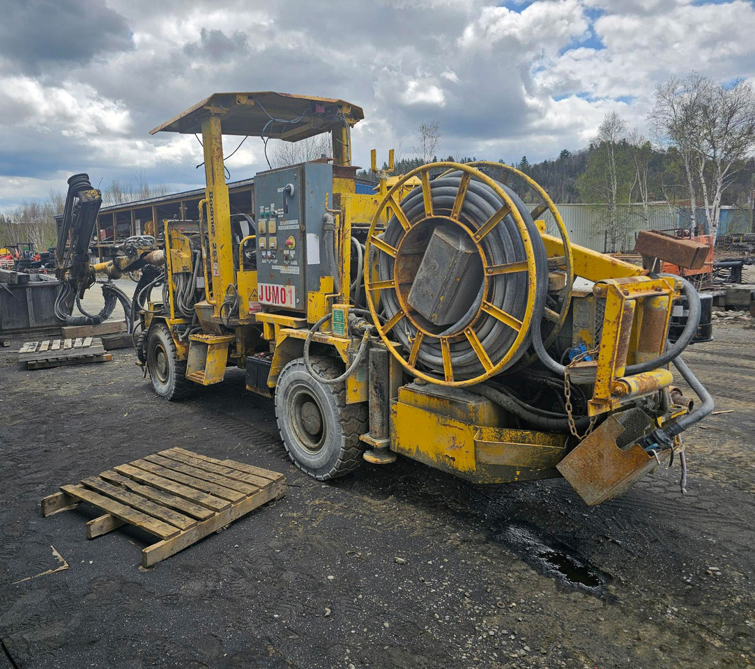 Atlas Copco Jumbo Boomer 281 - Mašina za usmereno bušenje: slika 1 Atlas Copco Jumbo Boomer 281 - Mašina za usmereno bušenje: slika 1