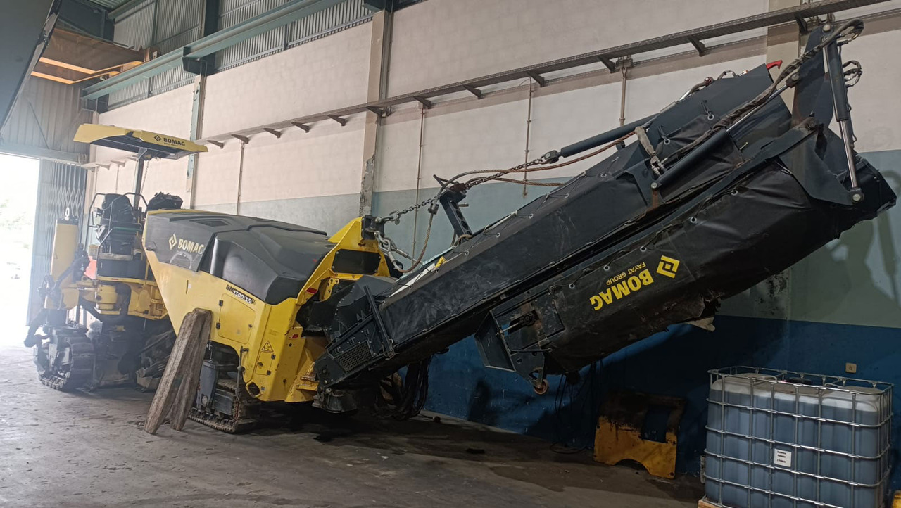 Bomag BM 1300/35 - Hladni planer: slika 1 Bomag BM 1300/35 - Hladni planer: slika 1