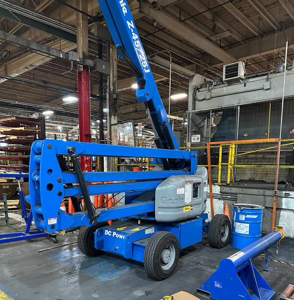 Genie Z-45/25J - Teleskopski utovarivač na točkovima: slika 1 Genie Z-45/25J - Teleskopski utovarivač na točkovima: slika 1