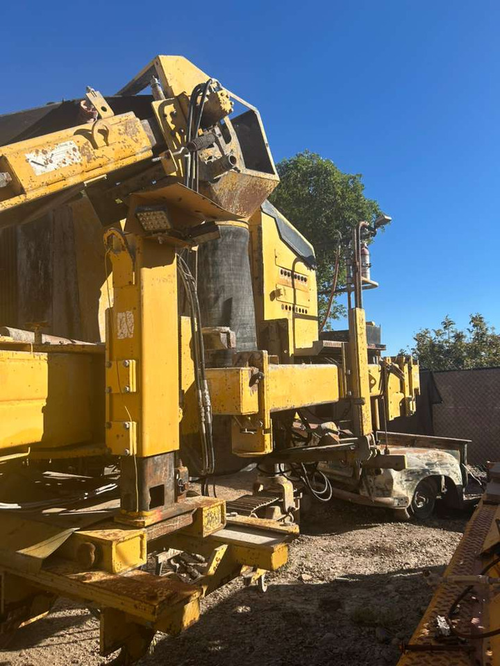 Gomaco Commander III - Asfaltni finišer: slika 4 Gomaco Commander III - Asfaltni finišer: slika 4