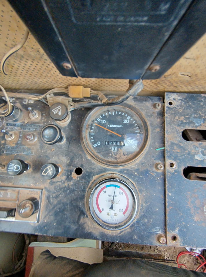 IHI CCH300T - Kran guseničar: slika 5 IHI CCH300T - Kran guseničar: slika 5