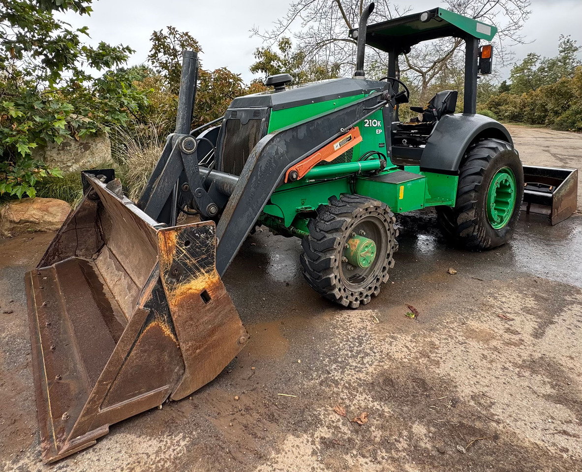 John Deere 210K EP - Utovarivač: slika 3 John Deere 210K EP - Utovarivač: slika 3