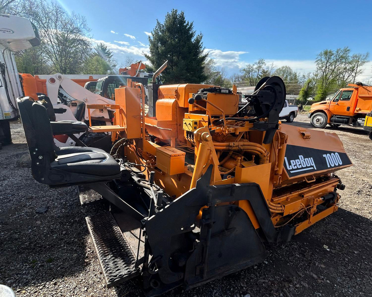 Leeboy 7000 - Asfaltni finišer: slika 3 Leeboy 7000 - Asfaltni finišer: slika 3