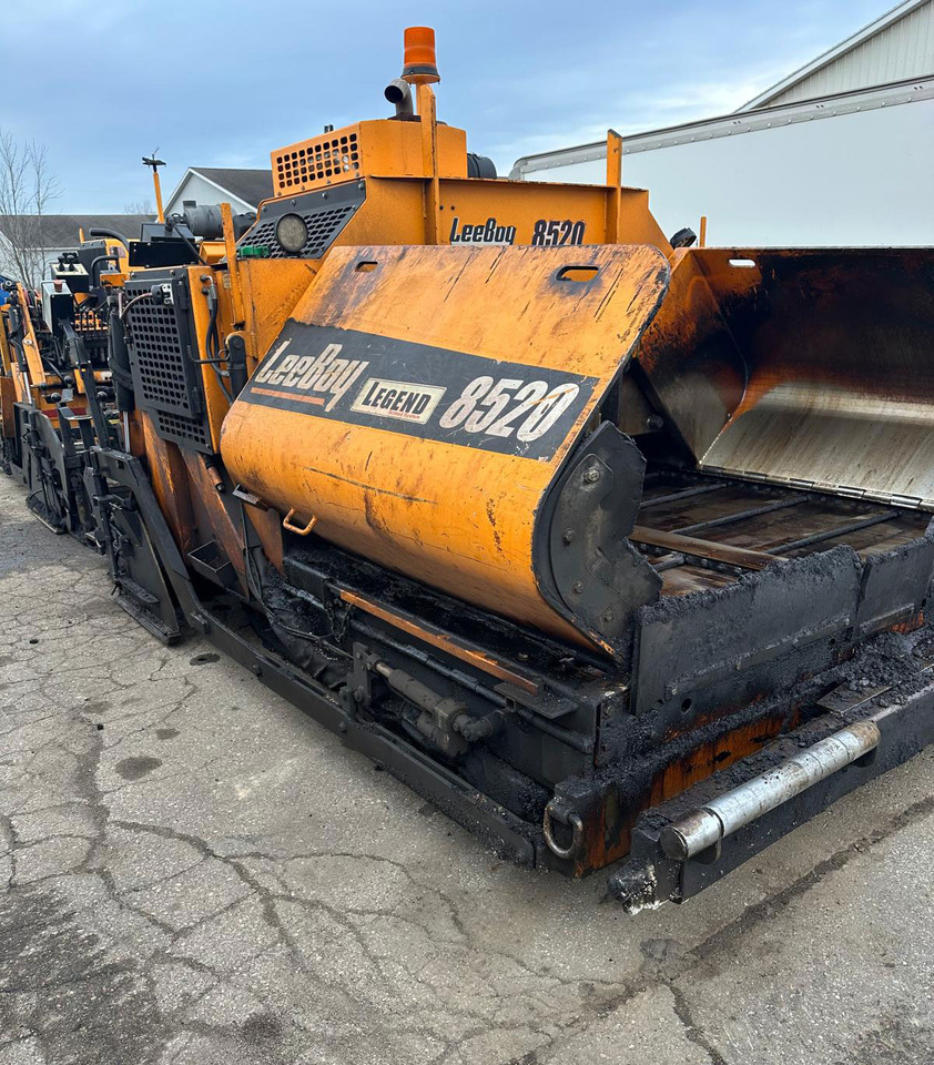 Leeboy 8520 - Asfaltni finišer: slika 2 Leeboy 8520 - Asfaltni finišer: slika 2