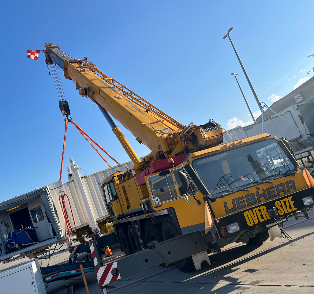 Liebherr LTM 1090-2 - Autodizalica: slika 1 Liebherr LTM 1090-2 - Autodizalica: slika 1