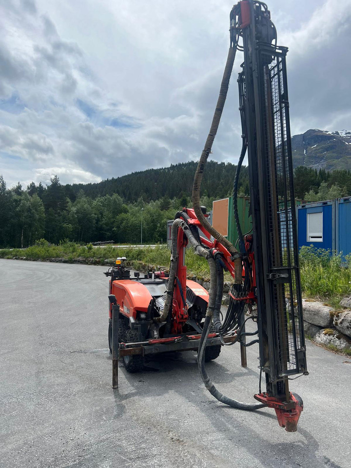 Sandvik Commando DC130Ri - Veliki kamon za bušenje: slika 4 Sandvik Commando DC130Ri - Veliki kamon za bušenje: slika 4