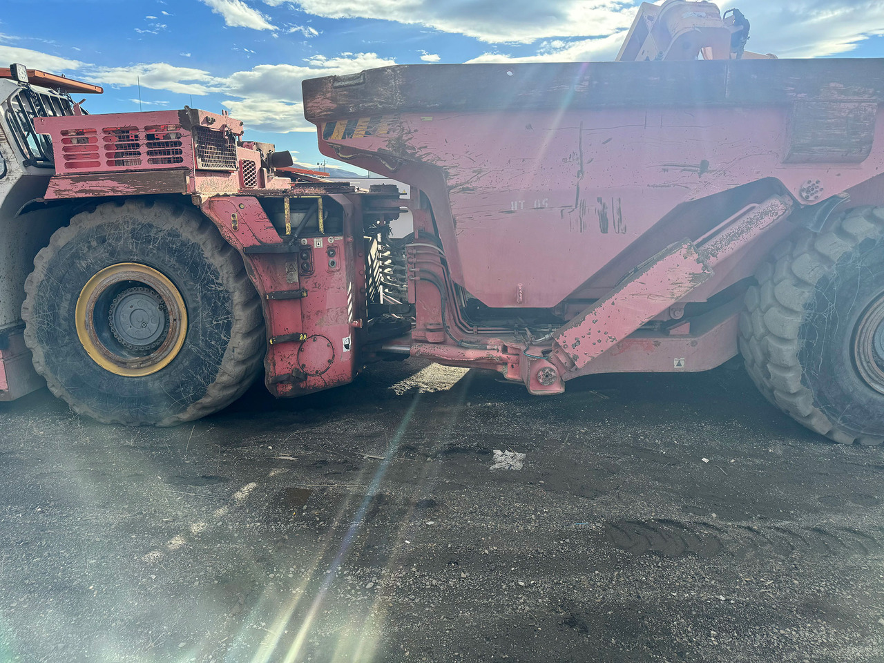 Sandvik TH430 - Rudarska mašina: slika 4 Sandvik TH430 - Rudarska mašina: slika 4