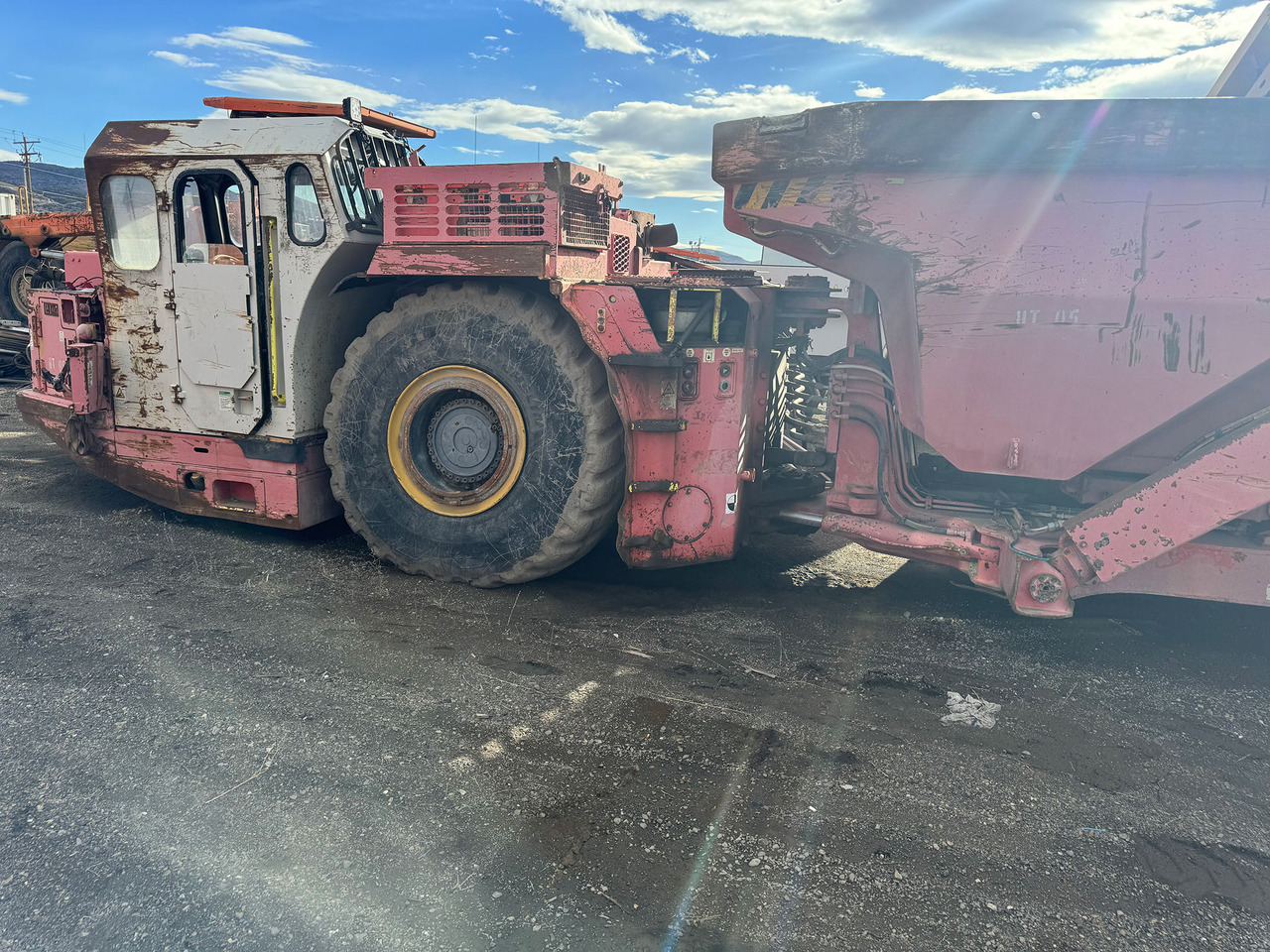 Sandvik TH430 - Rudarska mašina: slika 1 Sandvik TH430 - Rudarska mašina: slika 1