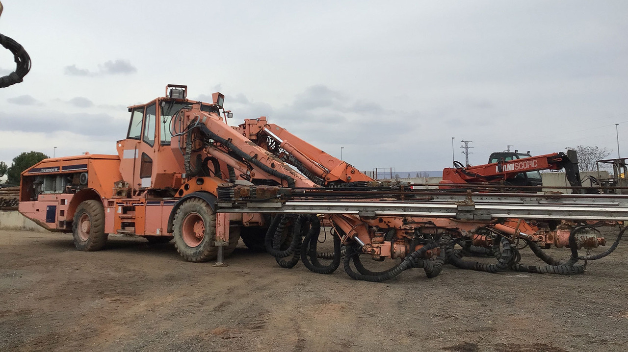 Tamrock Axera T11 Data-315 C - Mašina za usmereno bušenje: slika 4 Tamrock Axera T11 Data-315 C - Mašina za usmereno bušenje: slika 4