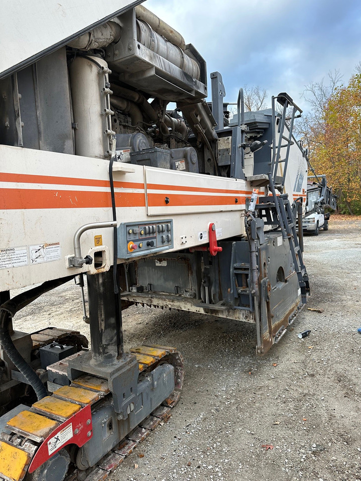 Wirtgen W 210 i - Hladni planer: slika 4 Wirtgen W 210 i - Hladni planer: slika 4