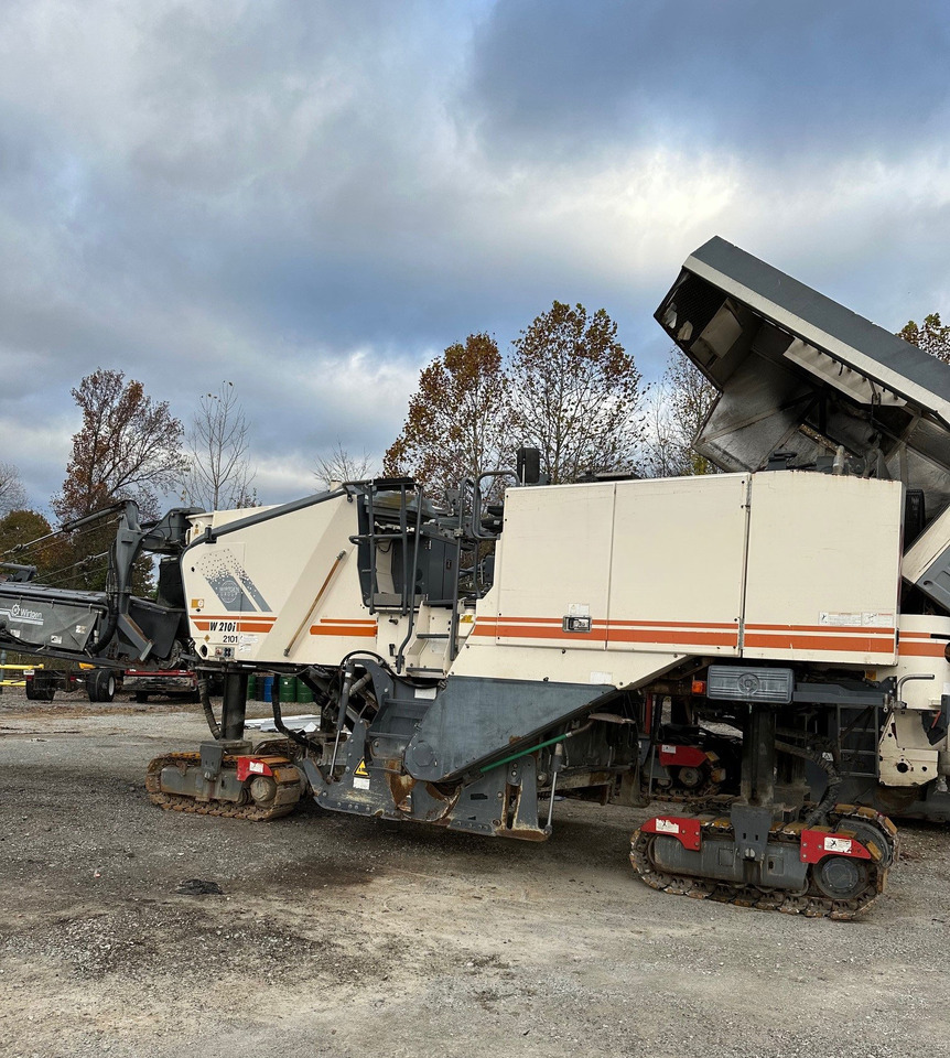 Wirtgen W 210 i - Hladni planer: slika 2 Wirtgen W 210 i - Hladni planer: slika 2