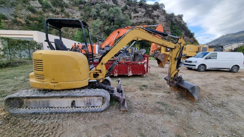 CATERPILLAR 305ECR - Mini bager: slika 3 CATERPILLAR 305ECR - Mini bager: slika 3