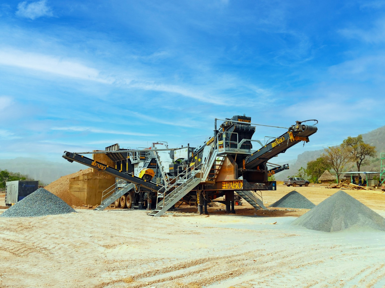 FABO Mobile crusher - Mobilna drobilica: slika 1 FABO Mobile crusher - Mobilna drobilica: slika 1
