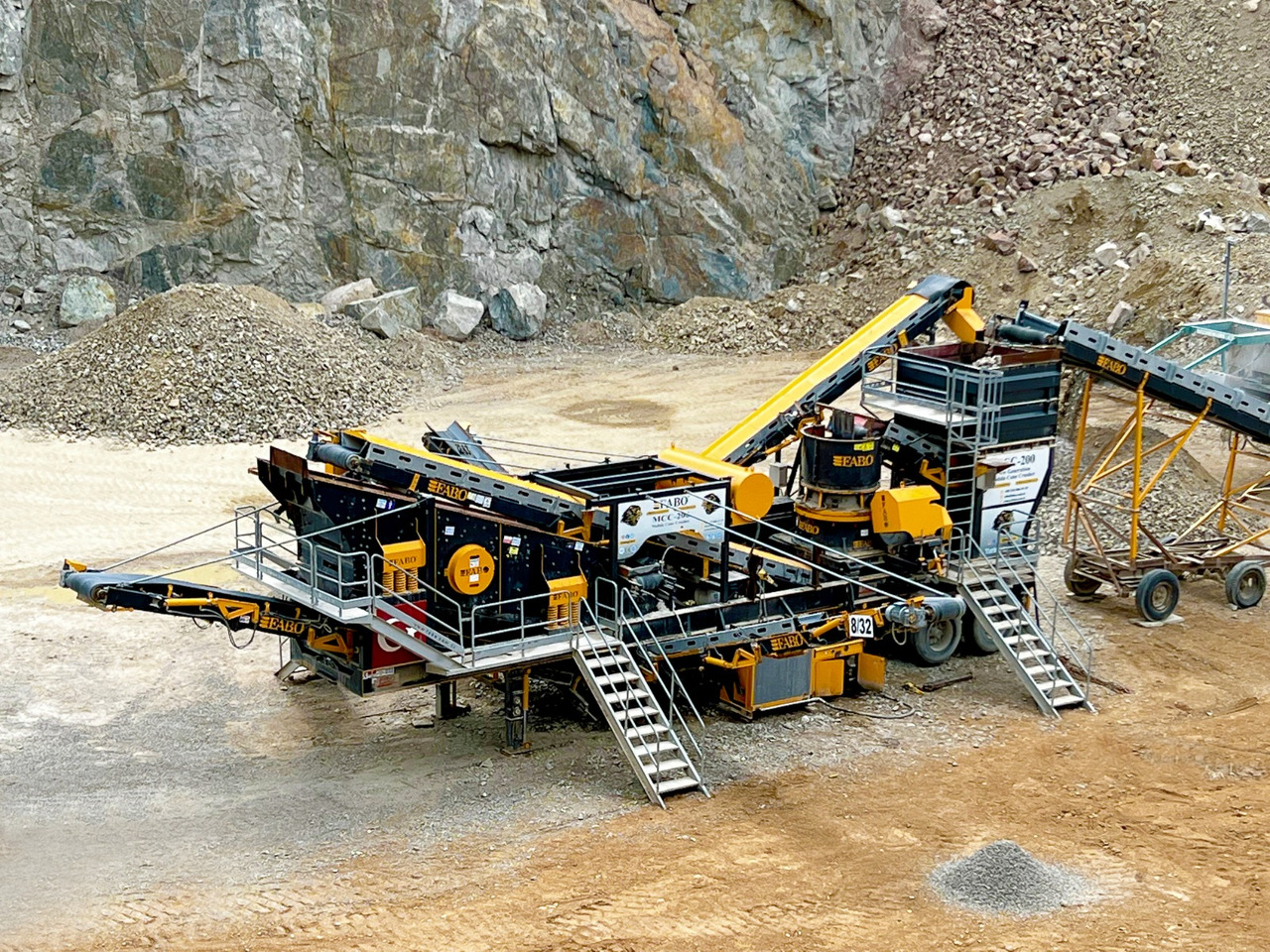 FABO mining machinery - crushing plant - Rudarska mašina: slika 4 FABO mining machinery - crushing plant - Rudarska mašina: slika 4
