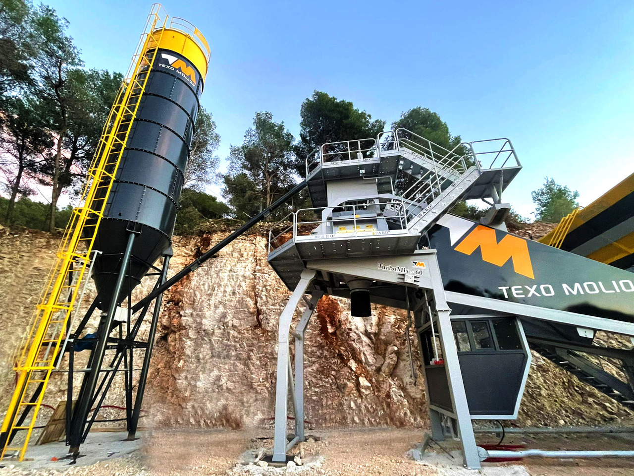 FABO mobile concrete batching plant - Fabrika betona: slika 1 FABO mobile concrete batching plant - Fabrika betona: slika 1