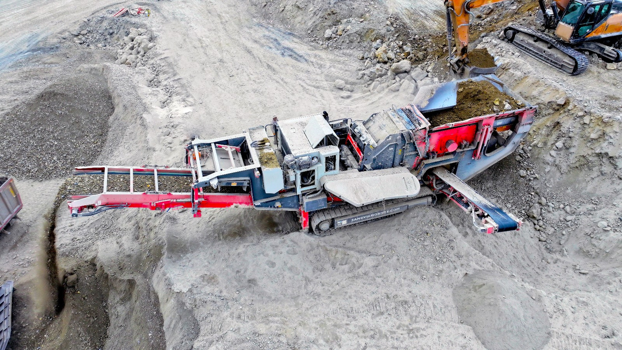SANDVIK Mobile crusher - Mobilna drobilica: slika 3 SANDVIK Mobile crusher - Mobilna drobilica: slika 3