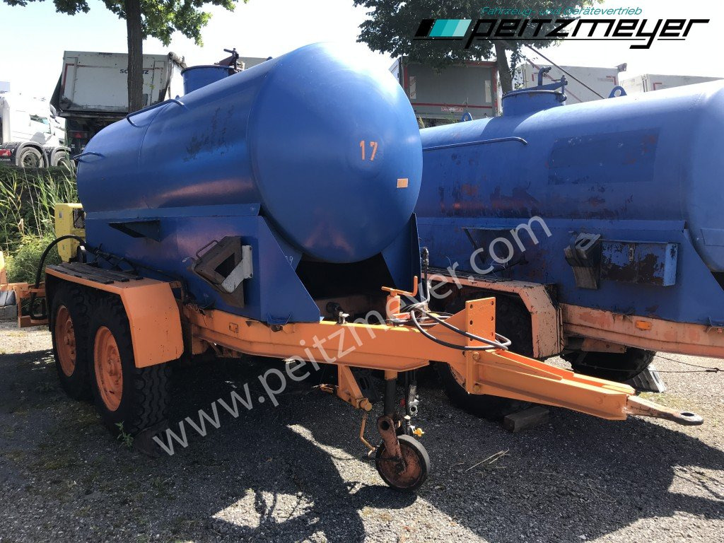 BATHE TANDEMANHÄNGER Bitum / Teerkocher 3,5 m³ Hatz DIesel 1 D 81 C - Prskalica bitu-emulzije: slika 2 BATHE TANDEMANHÄNGER Bitum / Teerkocher 3,5 m³ Hatz DIesel 1 D 81 C - Prskalica bitu-emulzije: slika 2