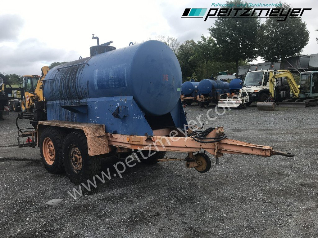 BATHE TANDEMANHÄNGER Bitum / Teerkocher 3,5 m³ - Prskalica bitu-emulzije: slika 4 BATHE TANDEMANHÄNGER Bitum / Teerkocher 3,5 m³ - Prskalica bitu-emulzije: slika 4