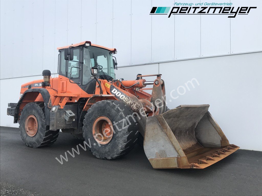 Doosan Radlader DL 300-3 - Utovarivač točkaš: slika 2 Doosan Radlader DL 300-3 - Utovarivač točkaš: slika 2