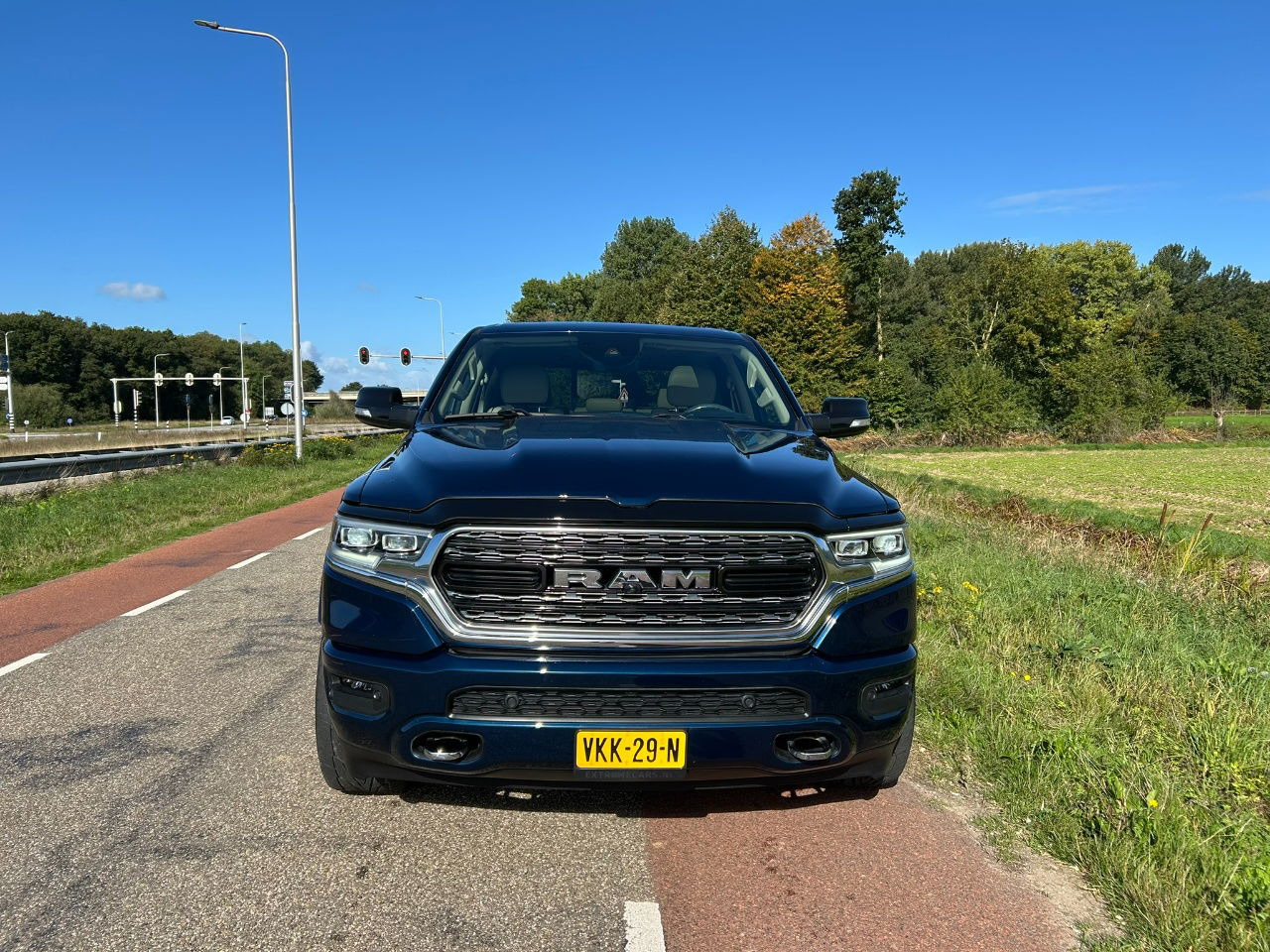 Dodge Ram Pick Up 1500 5.7 V8 4x4 Creb Cab Limeted Hemi Etorque - Pikap: slika 2 Dodge Ram Pick Up 1500 5.7 V8 4x4 Creb Cab Limeted Hemi Etorque - Pikap: slika 2