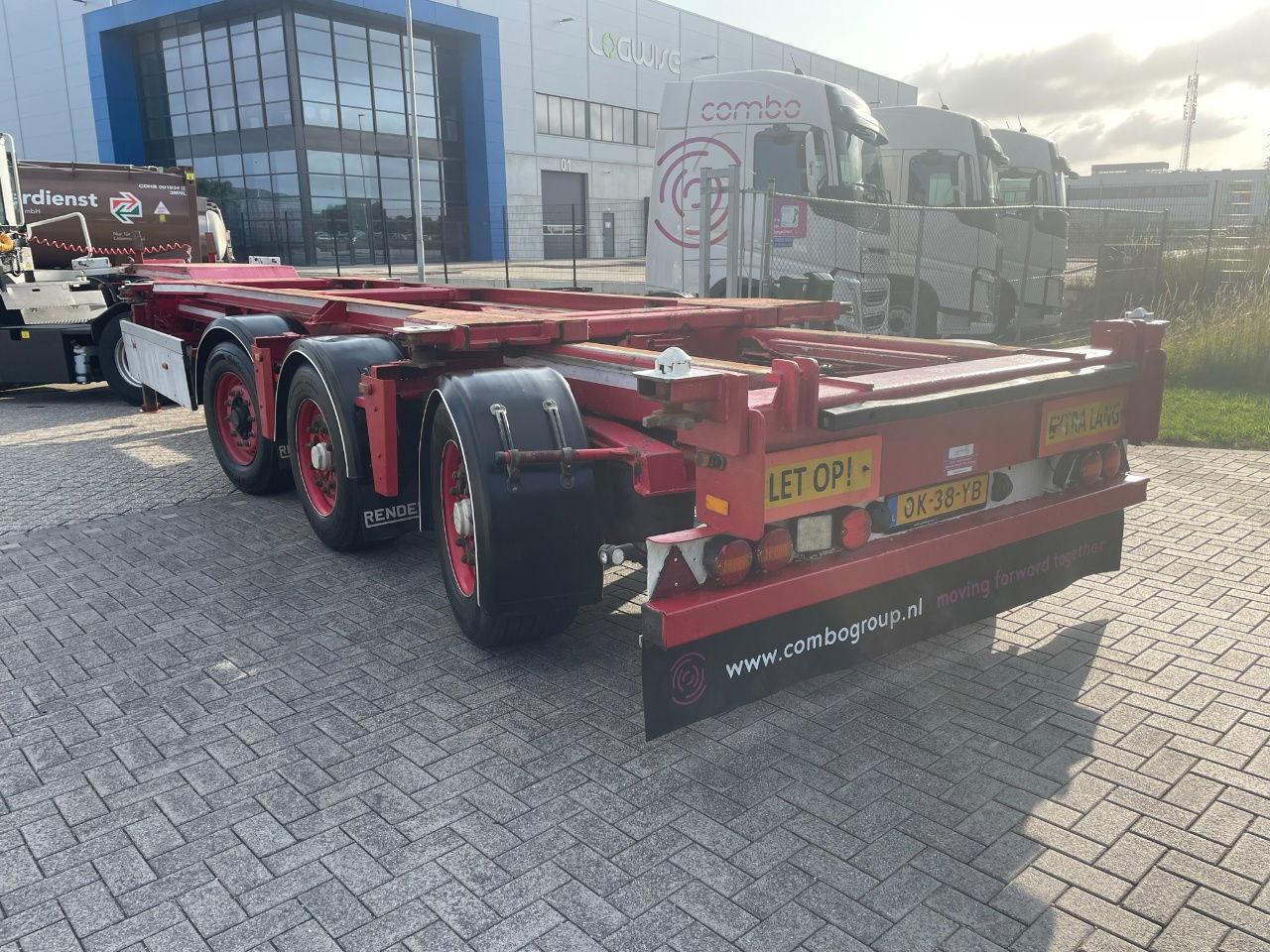 Poluprikolica za prevoz kontejnera/ Poluprikolica sa promenjivim sandukom Renders ROC 16.27 CC X steering / Disc brakes /Lifting axle 20-30-40-45 FT HC: slika 10