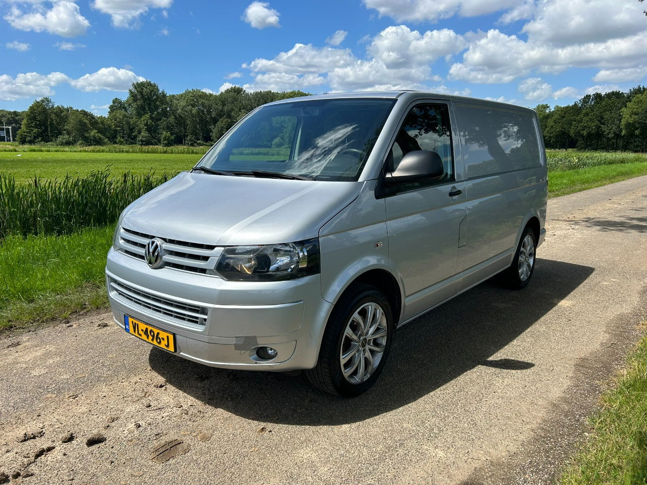 Volkswagen Transporter 2.0 TDI Bleumotion Technology L1 H1 114 PK apk 14-12-2026 Airco - Mali kombi: slika 2 Volkswagen Transporter 2.0 TDI Bleumotion Technology L1 H1 114 PK apk 14-12-2026 Airco - Mali kombi: slika 2