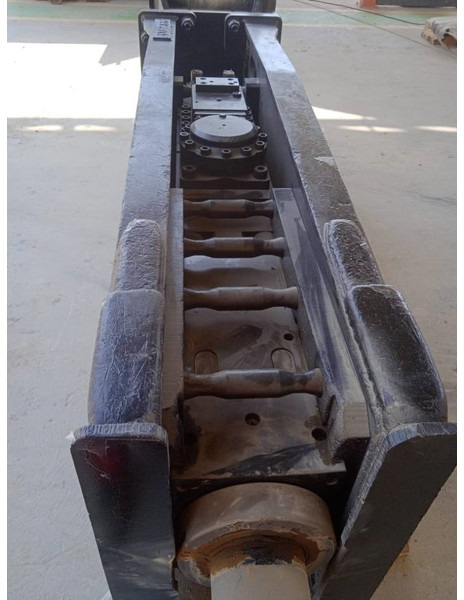 Cat H180GC Hammer (2 pcs available in Abu Dhabi) - Hidraulični čekić za Građevinska mašina: slika 3 Cat H180GC Hammer (2 pcs available in Abu Dhabi) - Hidraulični čekić za Građevinska mašina: slika 3