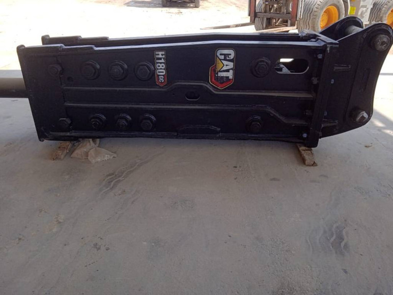 Cat H180GC Hammer (2 pcs available in Abu Dhabi) - Hidraulični čekić za Građevinska mašina: slika 1 Cat H180GC Hammer (2 pcs available in Abu Dhabi) - Hidraulični čekić za Građevinska mašina: slika 1