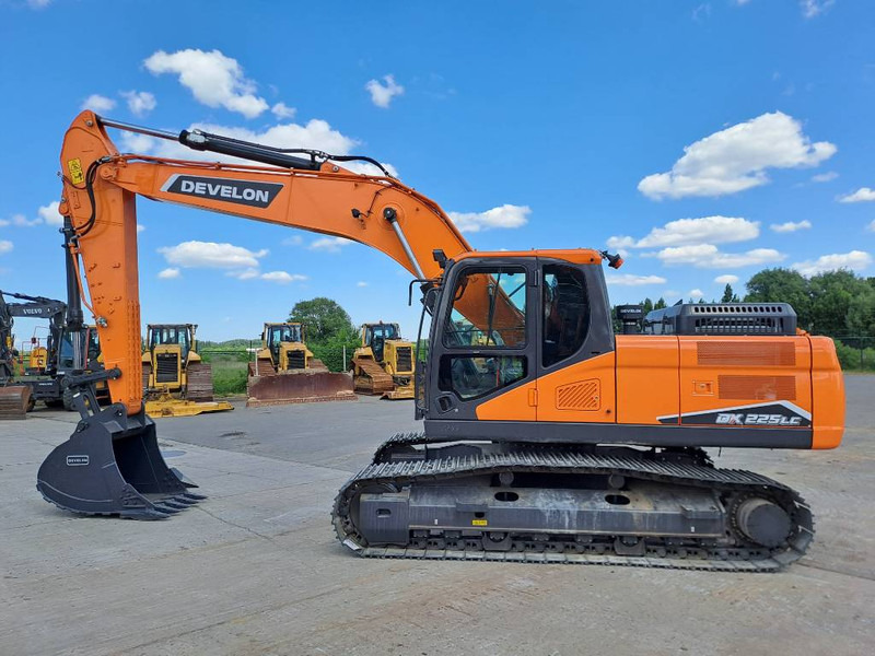 Develon DX225LC-7M - Bager guseničar: slika 1 Develon DX225LC-7M - Bager guseničar: slika 1