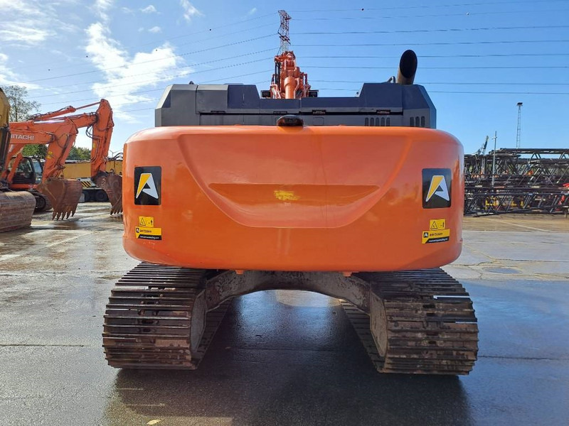Hitachi ZX300LC-6 - Bager guseničar: slika 3 Hitachi ZX300LC-6 - Bager guseničar: slika 3