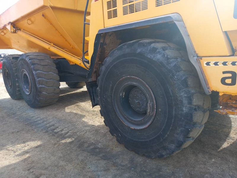 Zglobni kiper Komatsu HM400-3R (4 pcs available in Abu Dhabi): slika 15
