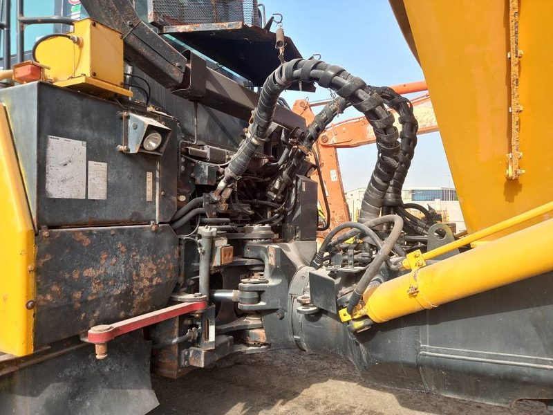 Zglobni kiper Komatsu HM400-3R (4 pcs available in Abu Dhabi): slika 18