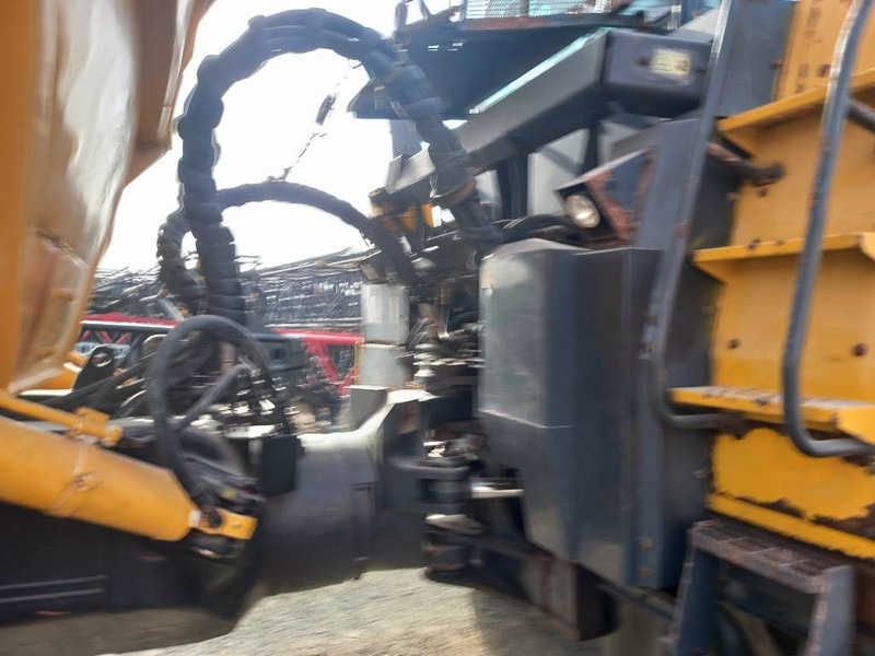 Zglobni kiper Komatsu HM400-3R (4 pcs available in Abu Dhabi): slika 16