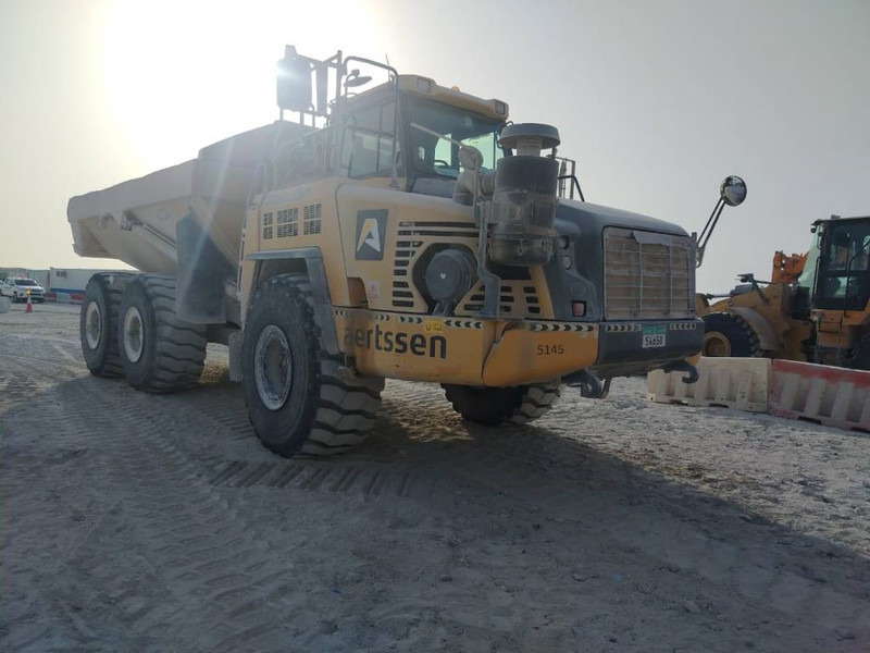 Komatsu HM400-3R (4 pieces available in Abu Dhabi) - Zglobni kiper: slika 3 Komatsu HM400-3R (4 pieces available in Abu Dhabi) - Zglobni kiper: slika 3