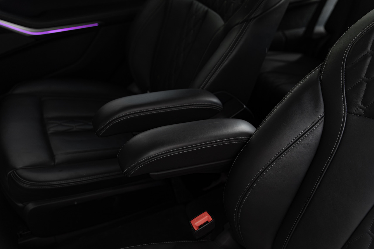 Automobil BMW X7 M50D X Drive M package, 6 seats: slika 17