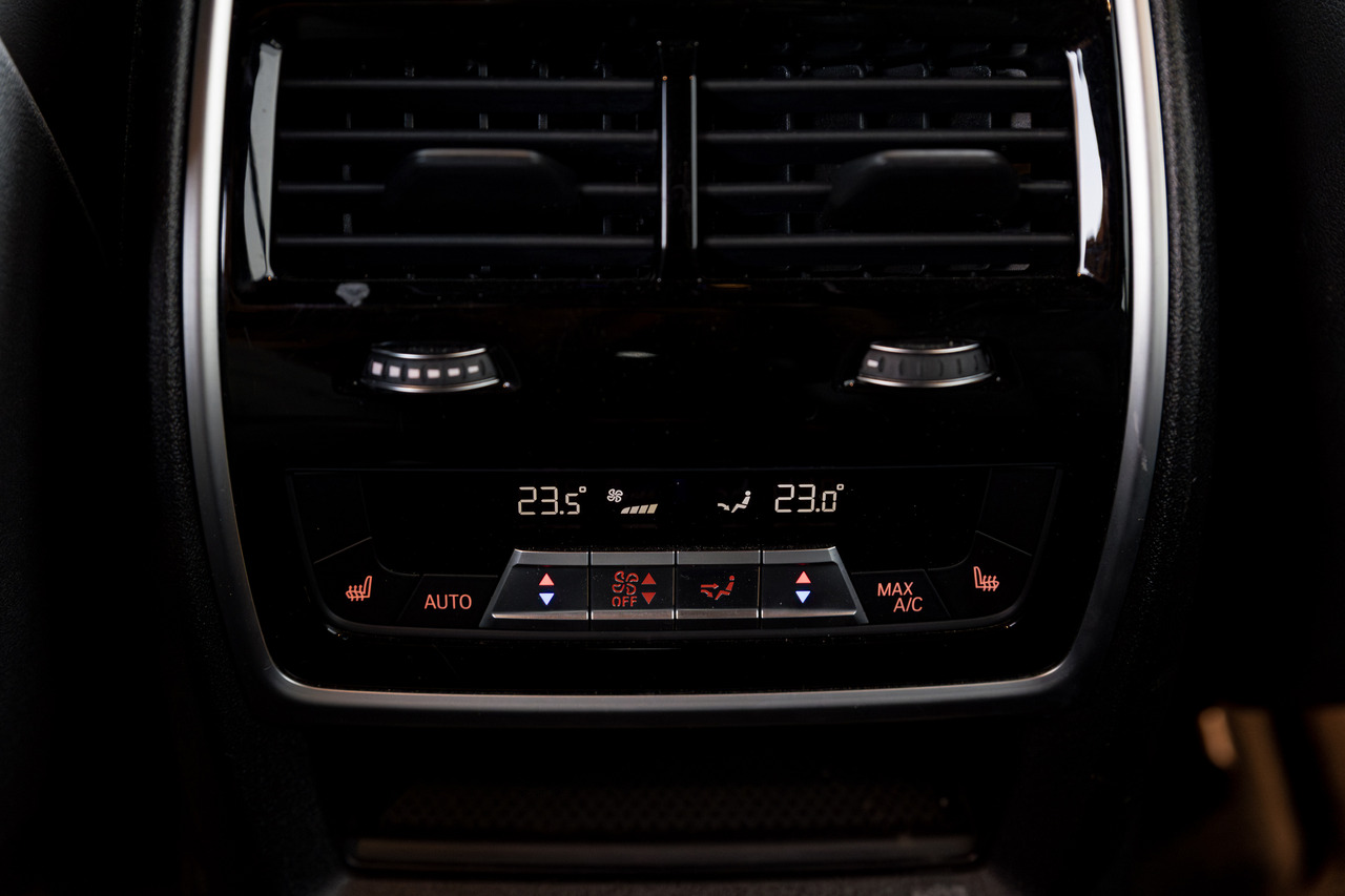 Automobil BMW X7 M50D X Drive M package, 6 seats: slika 20