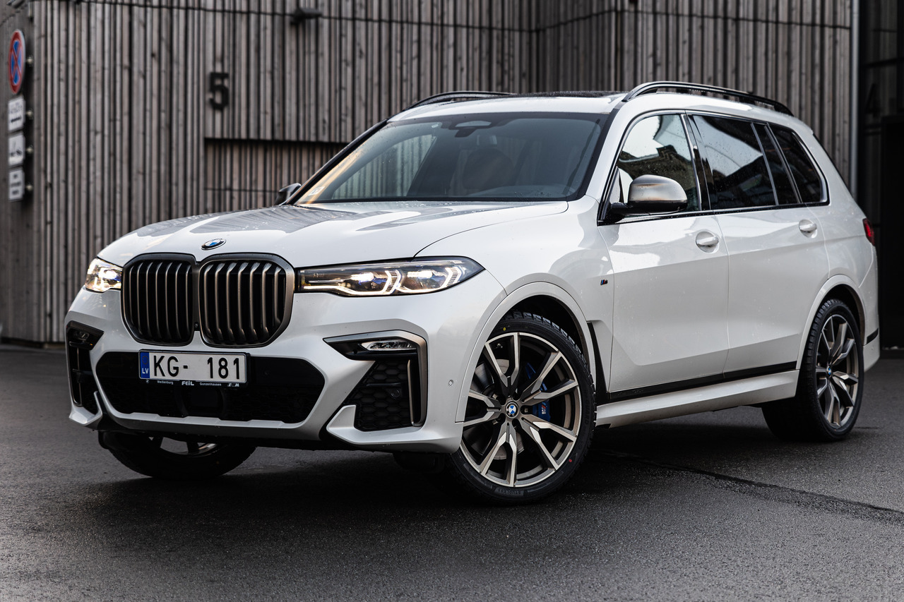 BMW X7 M50D X Drive M package, 6 seats - Automobil: slika 4 BMW X7 M50D X Drive M package, 6 seats - Automobil: slika 4