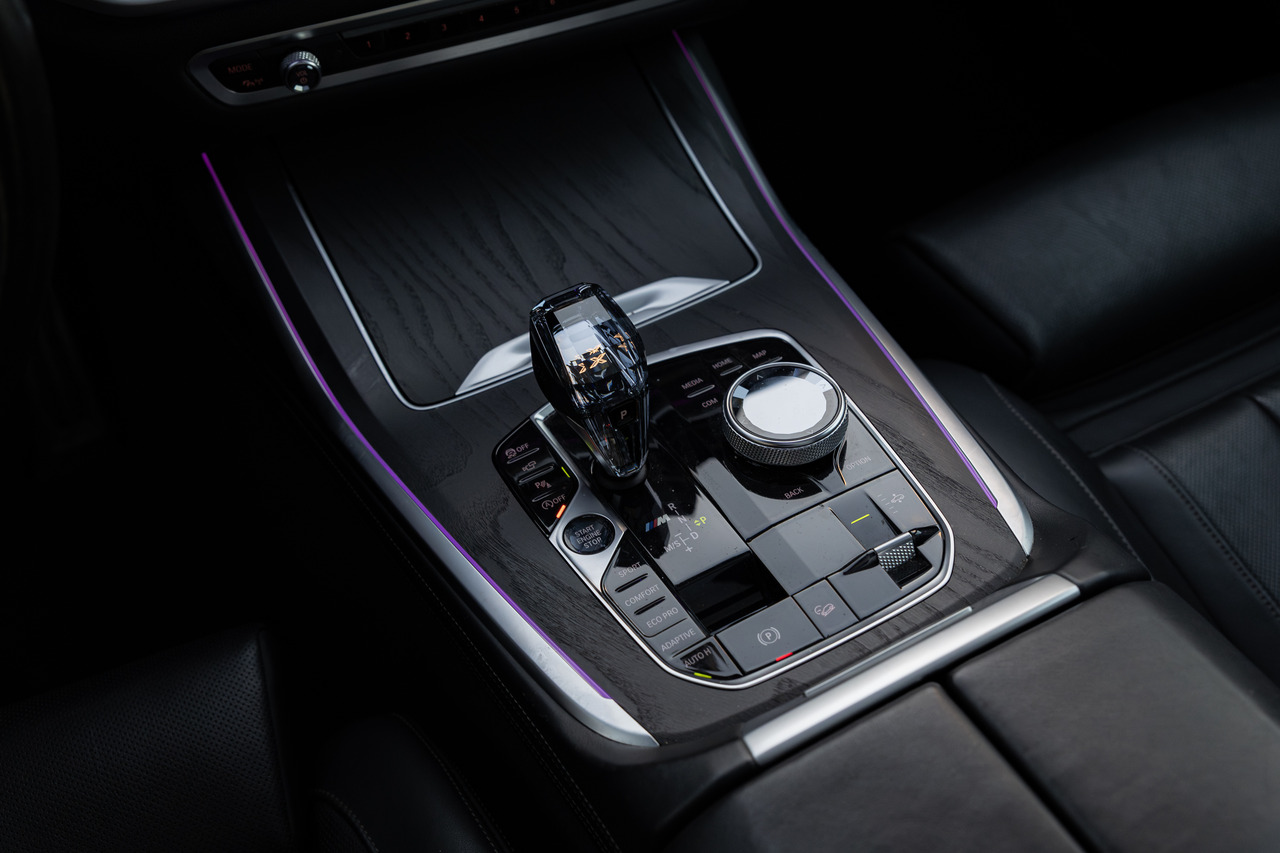 Automobil BMW X7 M50D X Drive M package, 6 seats: slika 27