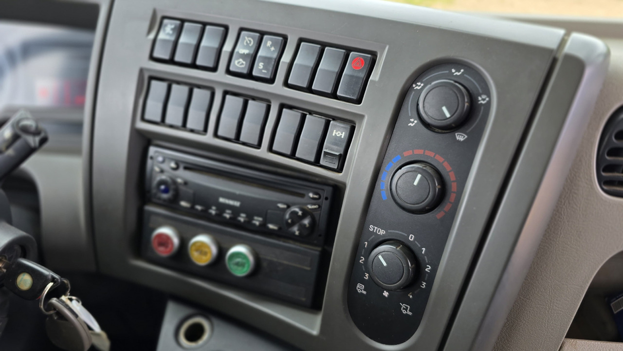 Istovarivač RENAULT Midlum 190DX, winch, original 46'000km: slika 13