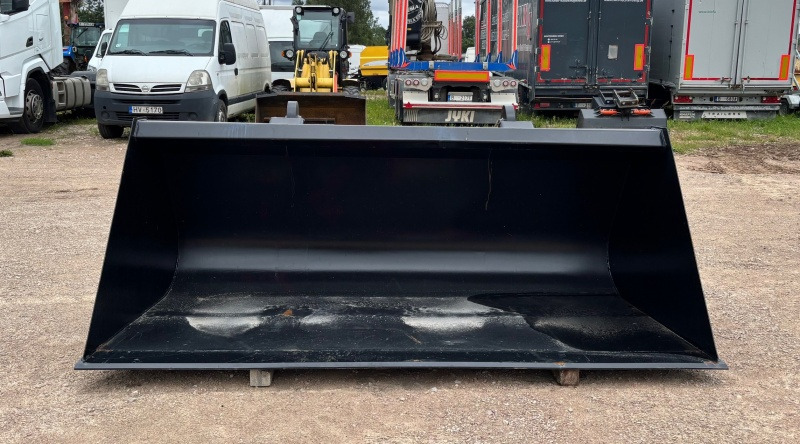 Volvo BM 2400mm - Utovarna kašika za Utovarivač točkaš: slika 2 Volvo BM 2400mm - Utovarna kašika za Utovarivač točkaš: slika 2