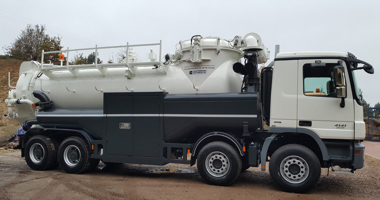 Mercedes NAAKTGEBOREN Vacu Press 8000 - Vakuumska cisterna: slika 5 Mercedes NAAKTGEBOREN Vacu Press 8000 - Vakuumska cisterna: slika 5