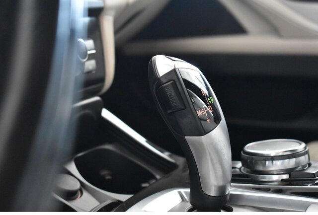 BMW 530d xDrive INDIVIDUAL CONNECTED DRIVE ECO PRO... - Limuzina: slika 2 BMW 530d xDrive INDIVIDUAL CONNECTED DRIVE ECO PRO... - Limuzina: slika 2